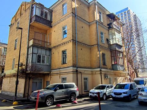 квартира за адресою Антоновича вул. (Горького), 38-Б