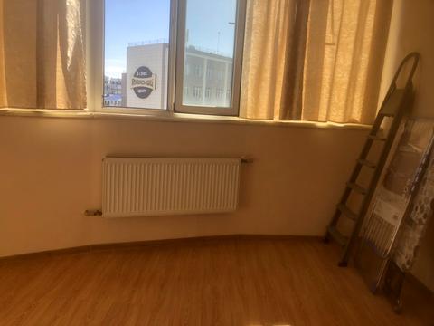 квартира за адресою Академіка Корольова вул., 5/4