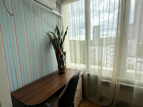 квартира по адресу Голосеевский просп. (40-летия Октября), 68