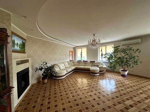 квартира по адресу Голосеевский просп. (40-летия Октября), 68