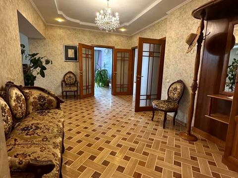 квартира по адресу Голосеевский просп. (40-летия Октября), 68