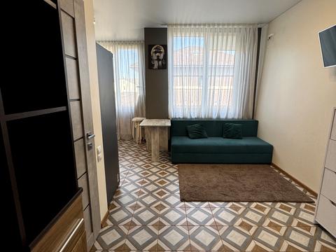 квартира за адресою Пшенична вул., (Будинок)