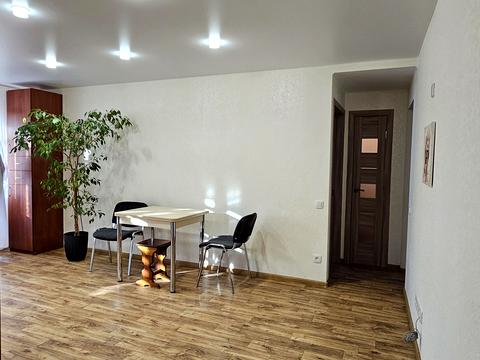 квартира за адресою Олександра Щербакова вул. (Вакуленчука), 1-А