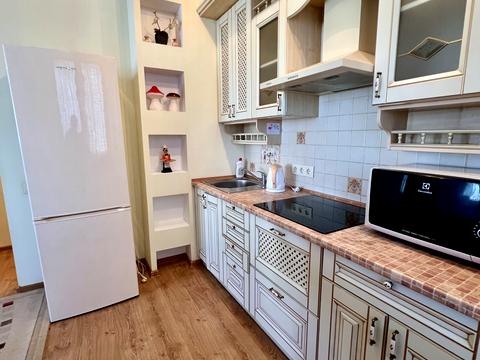 квартира по адресу Феодосийская ул., 1