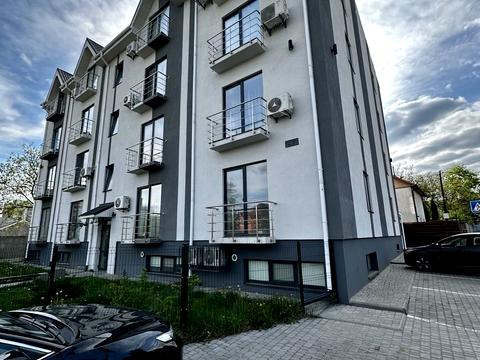 комерційна за адресою Осіння вул., 71