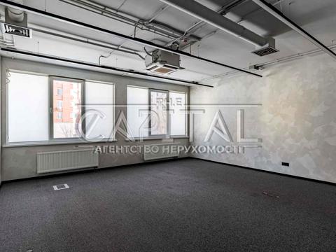 коммерческая по адресу Златоустовская ул., 3