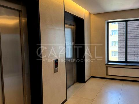 комерційна за адресою Антоновича вул. (Горького), 74