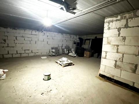 комерційна за адресою Осіння вул., 71