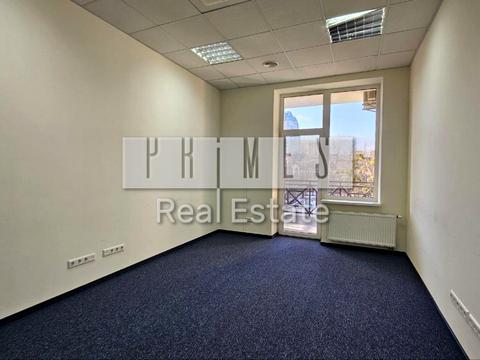 комерційна за адресою Миколи Міхновського бульв. (Дружби народів), 19