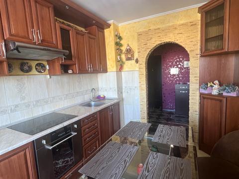 квартира за адресою Червоної Калини просп., 61