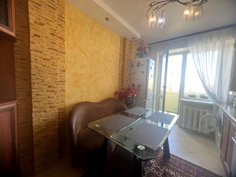 квартира за адресою Червоної Калини просп., 61