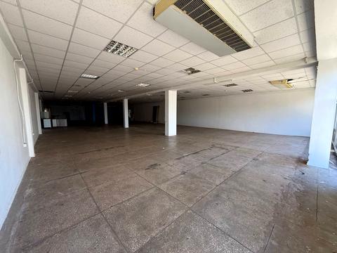 комерційна за адресою Космонавтів вул., 13