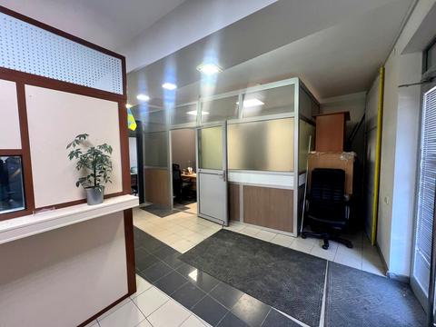 комерційна за адресою Володимира Вернадського вул. (Дзержинського), 8