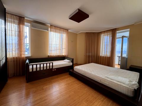 квартира по адресу Вячеслава Черновола ул., 20