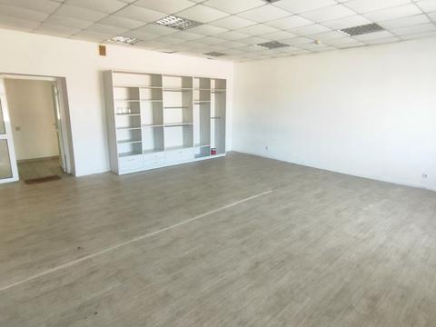 комерційна за адресою Майдан Озерний вул. (Боброва), 16