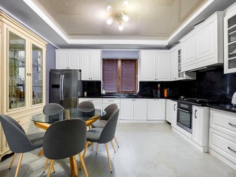 будинок за адресою с. Конопниця, Черемшини