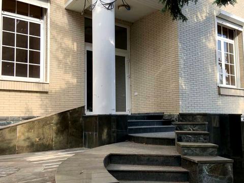 будинок за адресою Андрея Шептицького вул.