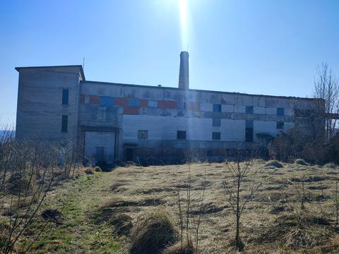 коммерческая по адресу Промислова, 4