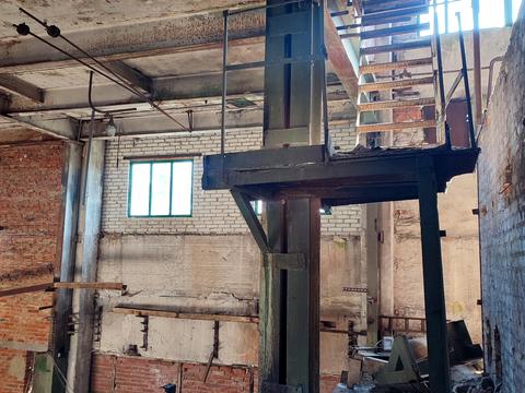 коммерческая по адресу Промислова, 4