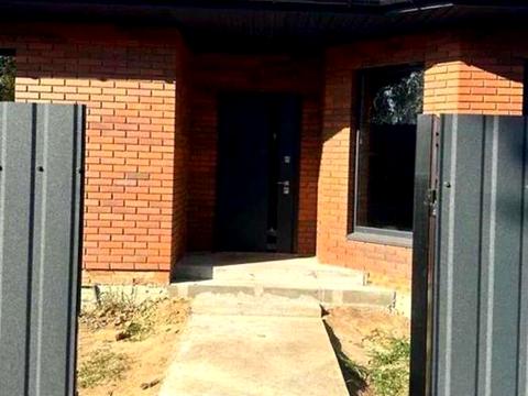 будинок за адресою Центральна вул.