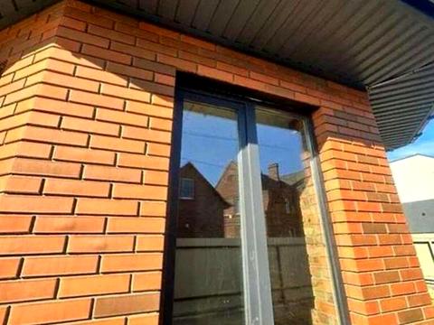 будинок за адресою Центральна вул.