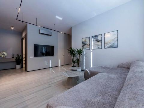 квартира по адресу Андрея Верхогляда ул. (Михайла Драгомирова), 4