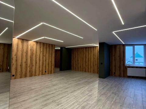 комерційна за адресою Саперно-Слобідська вул., 45