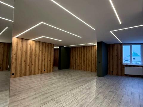 комерційна за адресою Саперно-Слобідська вул., 45