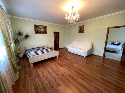 дом по адресу Богдана Хмельницького ул.