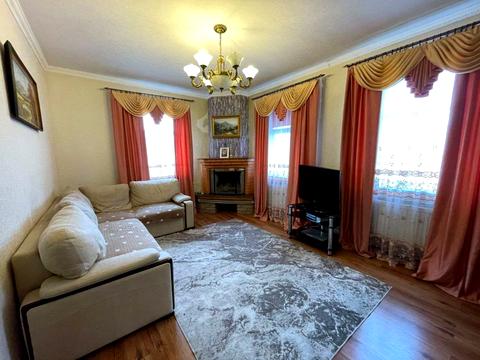 дом по адресу Богдана Хмельницького ул.