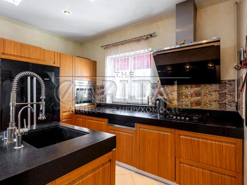 будинок за адресою Сім'ї Забарило вул.