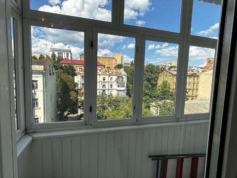 квартира за адресою Саксаганського вул., 61