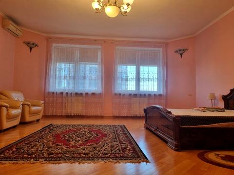 квартира за адресою Євгена Коновальця вул. (Щорса), 32-А