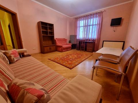 квартира за адресою Євгена Коновальця вул. (Щорса), 32-А