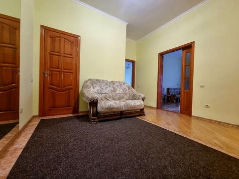 квартира за адресою Євгена Коновальця вул. (Щорса), 32-А