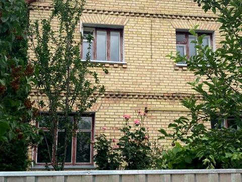 будинок за адресою Центральна вул.