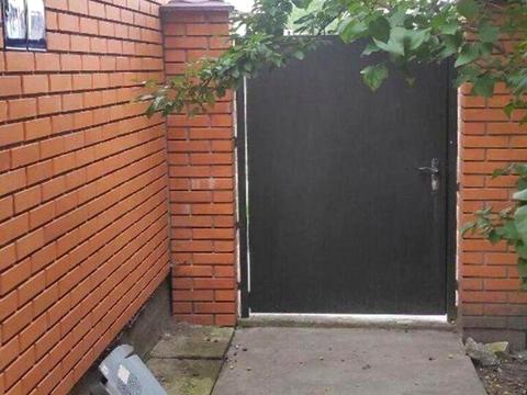 будинок за адресою Яблунева вул.