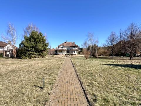 участок по адресу Набережна