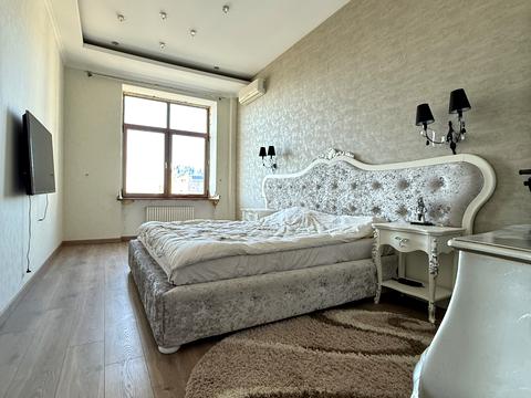 квартира по адресу Вице-адмирала Азарова ул. (Вице-адмирала Азарова), 13