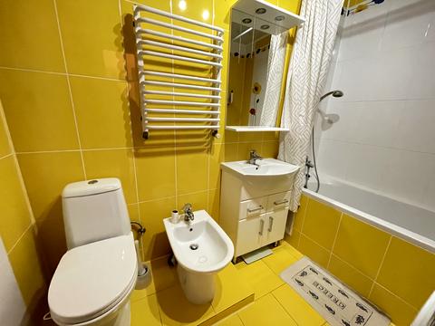 квартира за адресою Микулинецька вул., 42-А