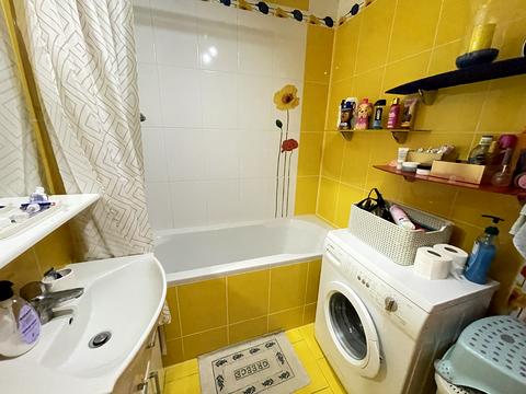 квартира за адресою Микулинецька вул., 42-А