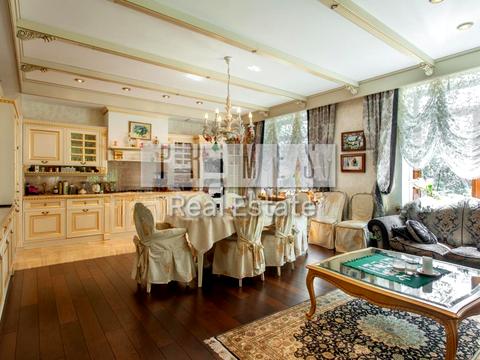 будинок за адресою Центральна вул.