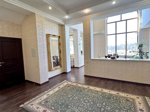 будинок за адресою Набережна, 40