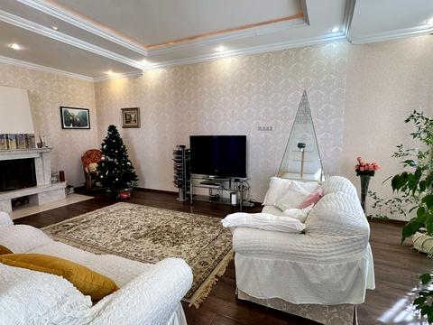 будинок за адресою Набережна, 40