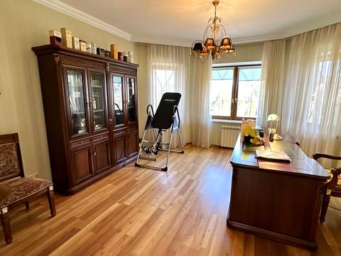 будинок за адресою Набережна, 40