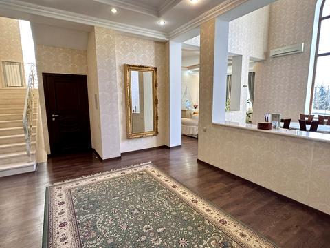 будинок за адресою Набережна, 40