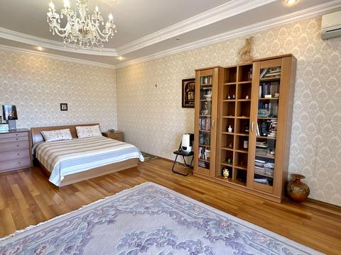 будинок за адресою Набережна, 40