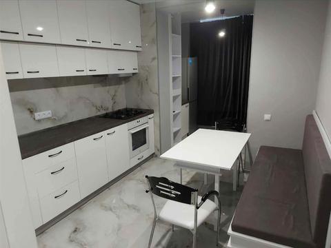 квартира за адресою с. Софіївська Борщагівка, Героїв Небесної Сотні просп., 36