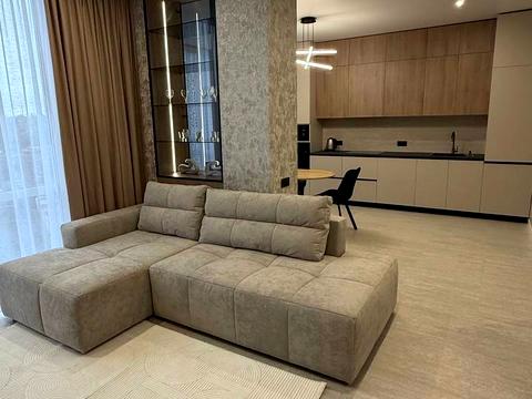 квартира за адресою Добровольців пров., 21