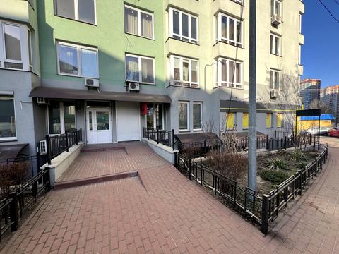 комерційна за адресою Феодосійська вул., 2-Л
